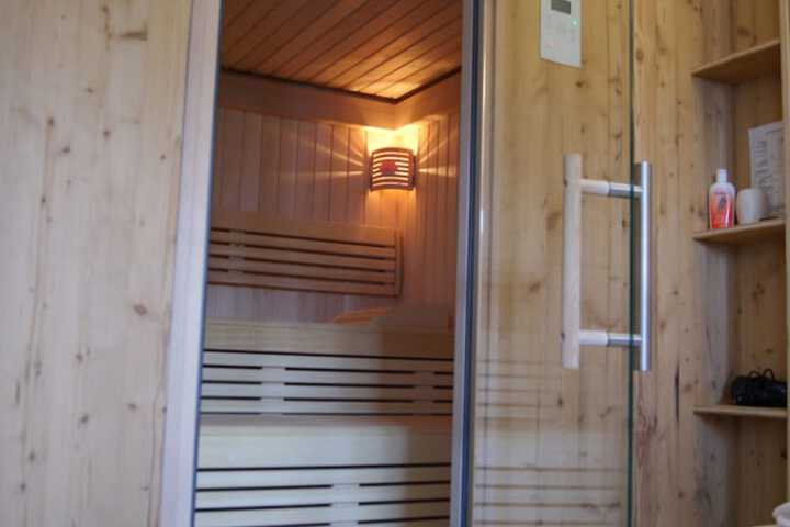Spa 23 of 60