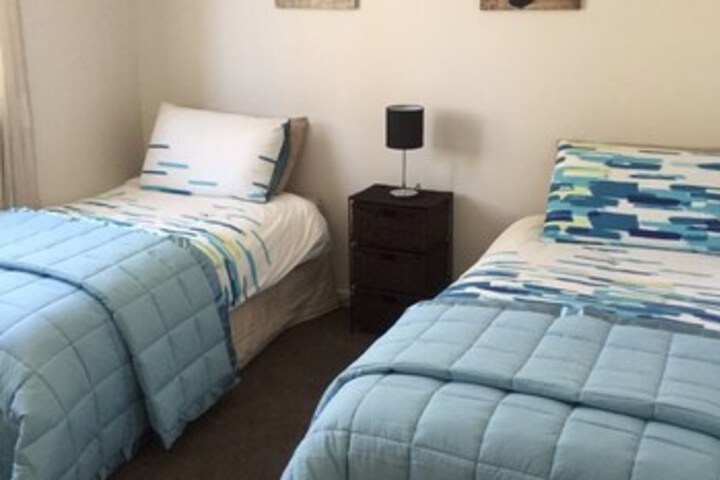 Room 11 of 15