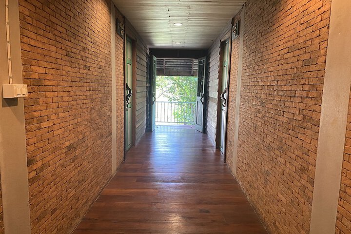 Room 15 of 44