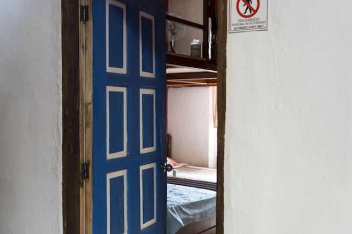 Room 8 of 43