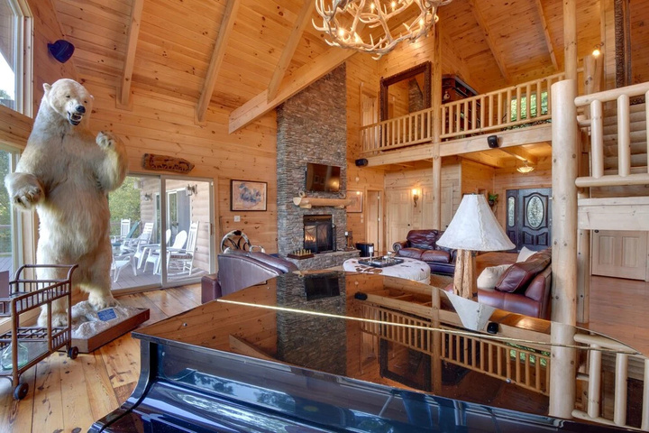 Photo of Pet-friendly Sky Valley House w / Game Room & Views