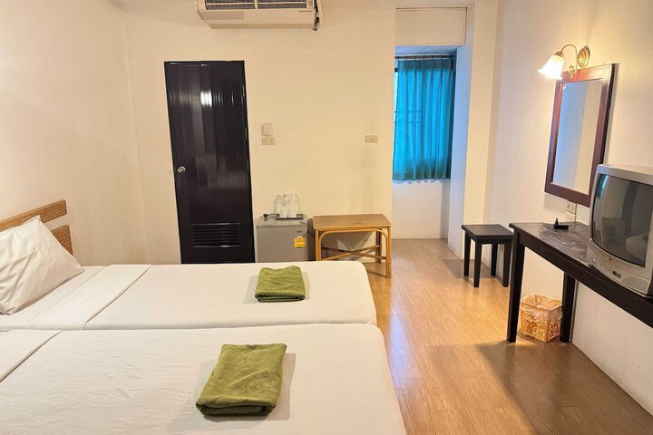 Room 7 of 31