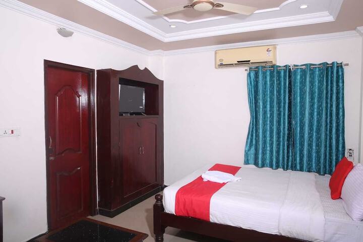 Room 3 of 15