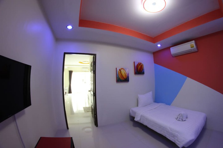 Room 31 of 58