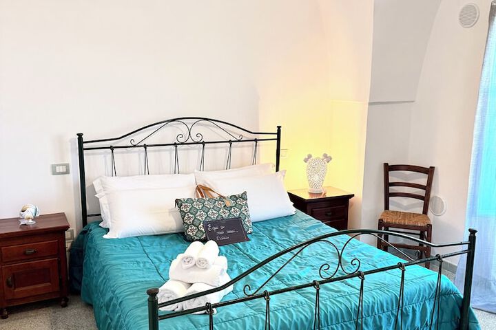 Room 28 of 190