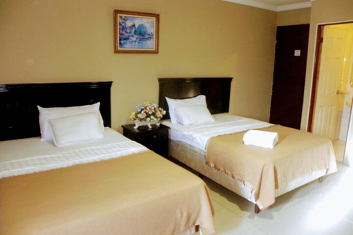 Room 7 of 30