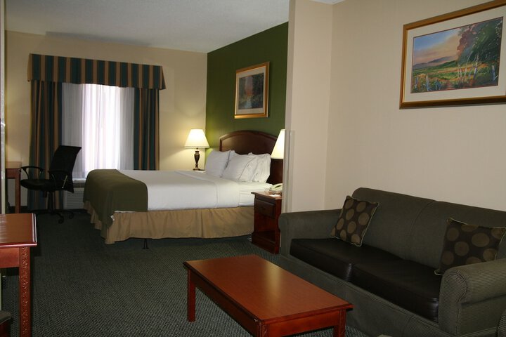 1 King Bed (15 of 23)