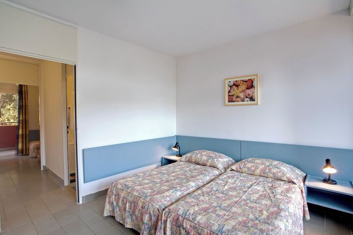 Room 10 of 57