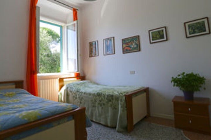 Room 40 of 105