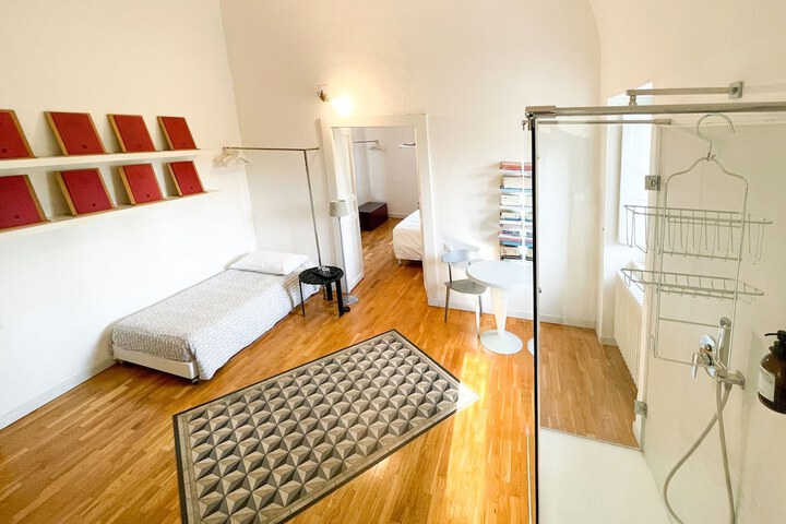 Room 22 of 85