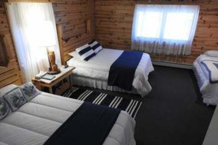 Room 10 of 33