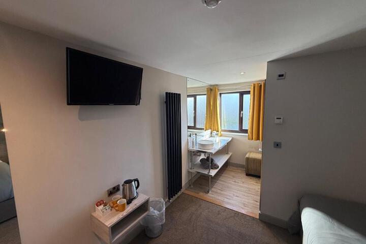 Inside Room Photo