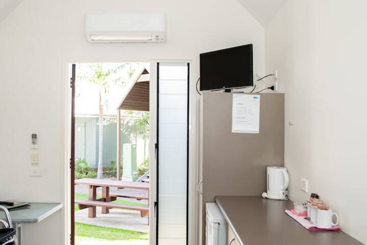 Room 3 of 37