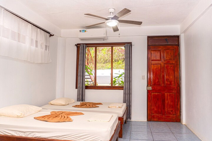 Room 36 of 107