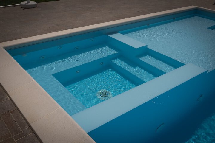 Pool 33 of 63