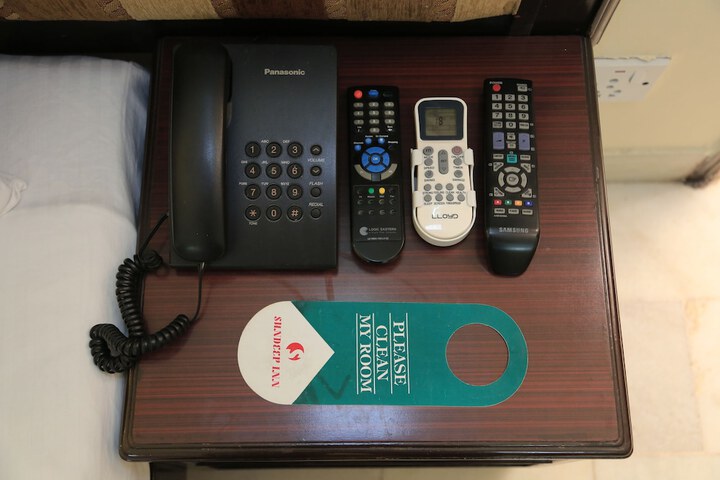 Room 46 of 68