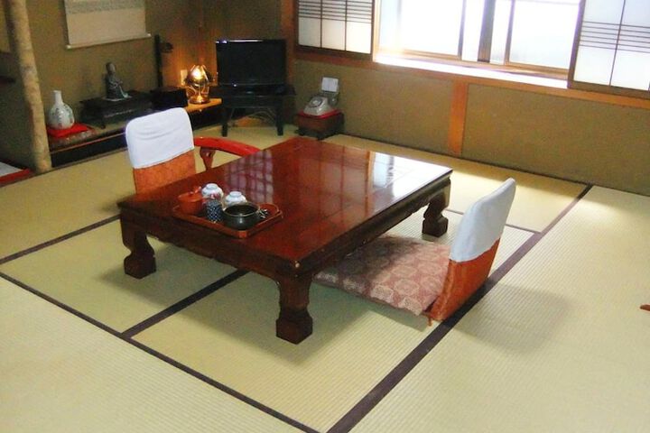 Room 14 of 43