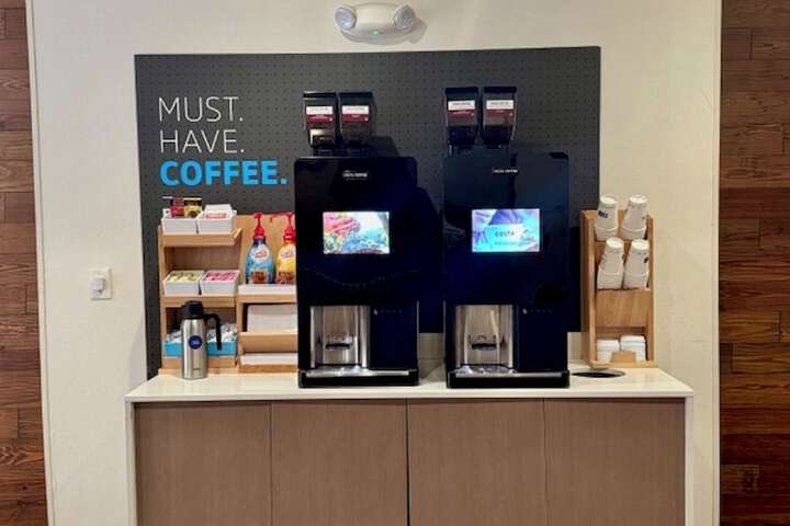 Breakfast/Coffee Service 30 of 43