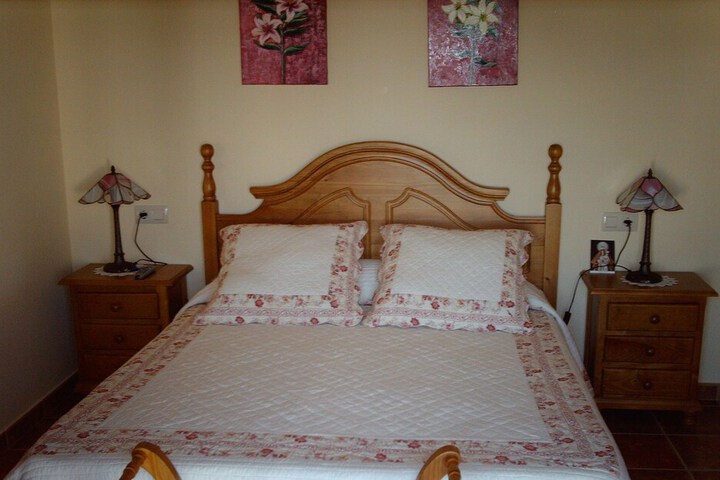 Room 10 of 29
