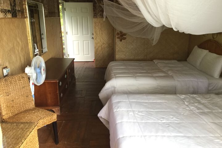 Room 11 of 34
