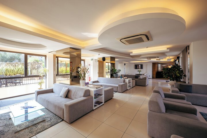 Lobby Entry