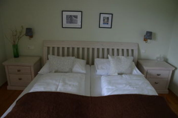 Room 25 of 59