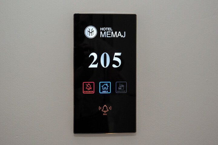 Room 20 of 146