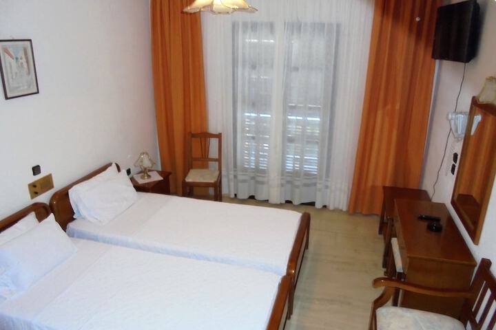 Room 7 of 54