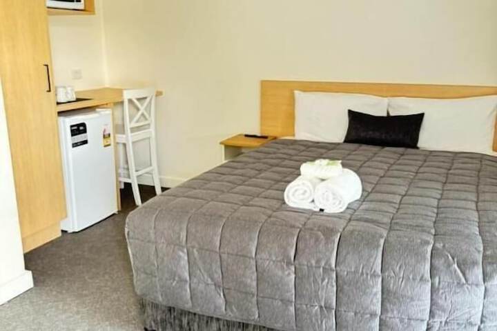Room 8 of 21