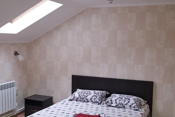 Room 34 of 60