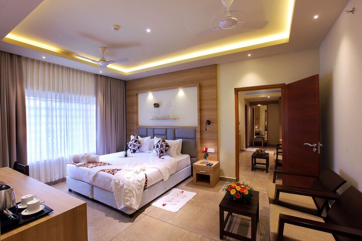 Room 9 of 36
