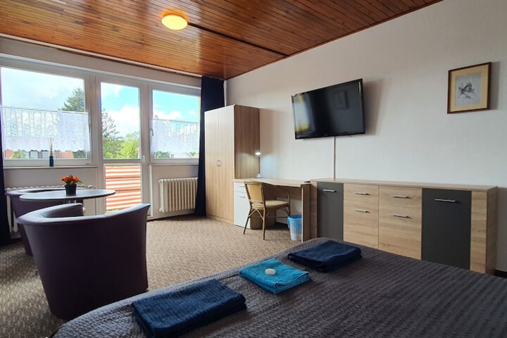 Room 5 of 22