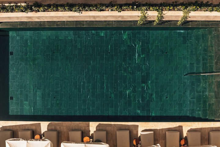 Pool 81 of 144