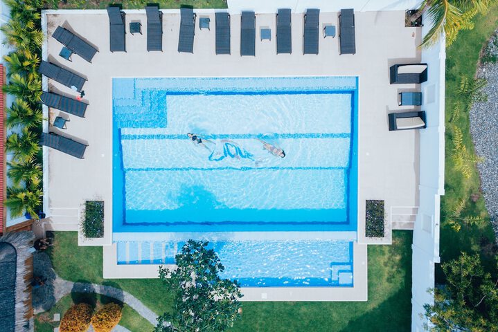 Pool 21 of 74