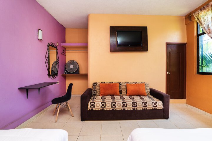 Room 9 of 35