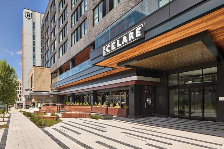 Hotel 94 of 95