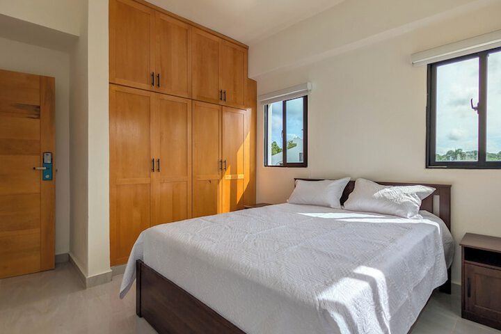 Room 2 of 13