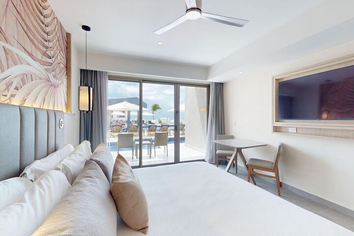 Room 54 of 235