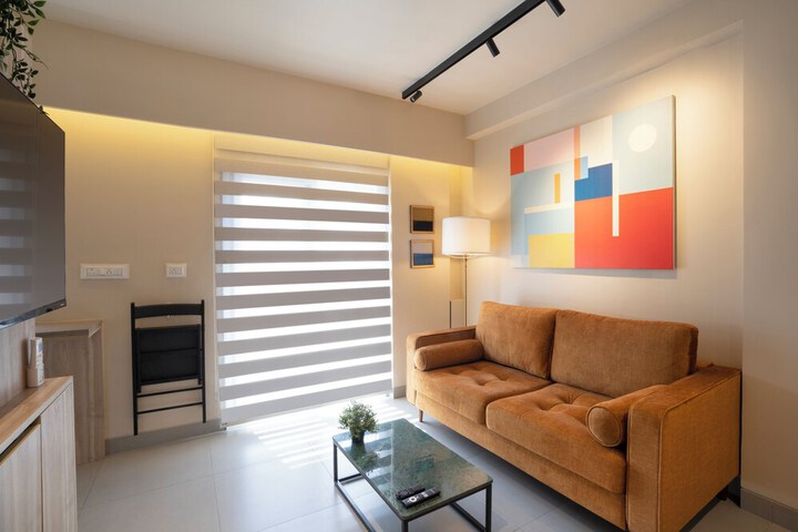 Room 42 of 97