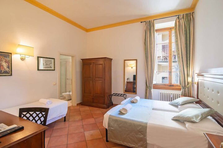 Room 48 of 90