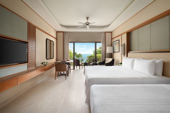 Room 30 of 125