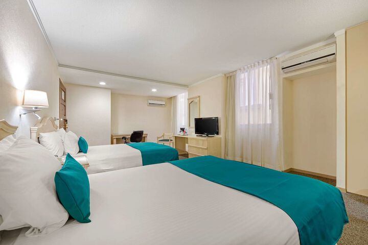 Room 14 of 70