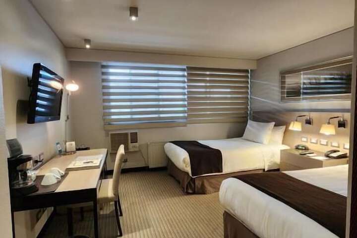 Room 22 of 105