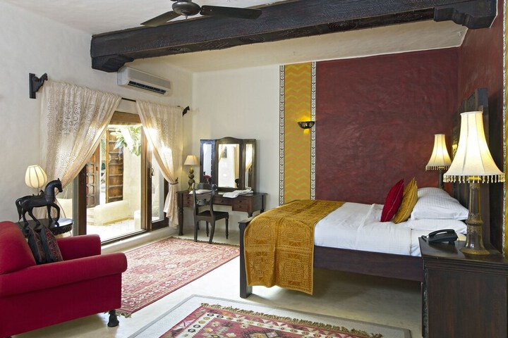 Room 14 of 65