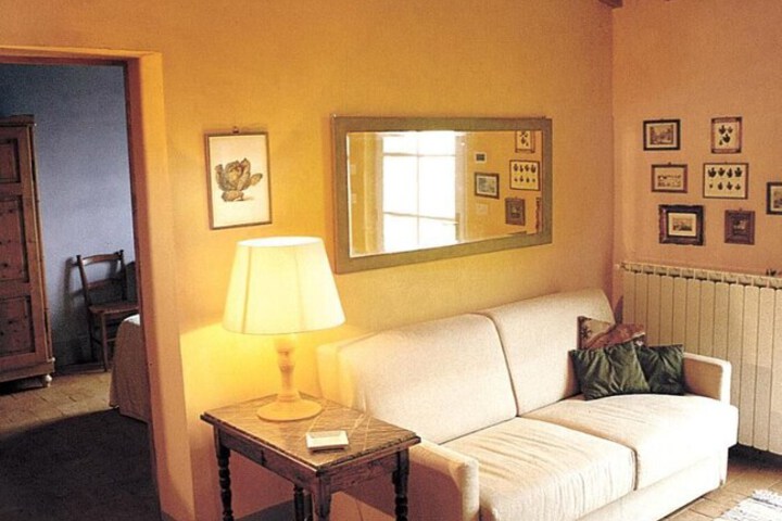 Room 16 of 51
