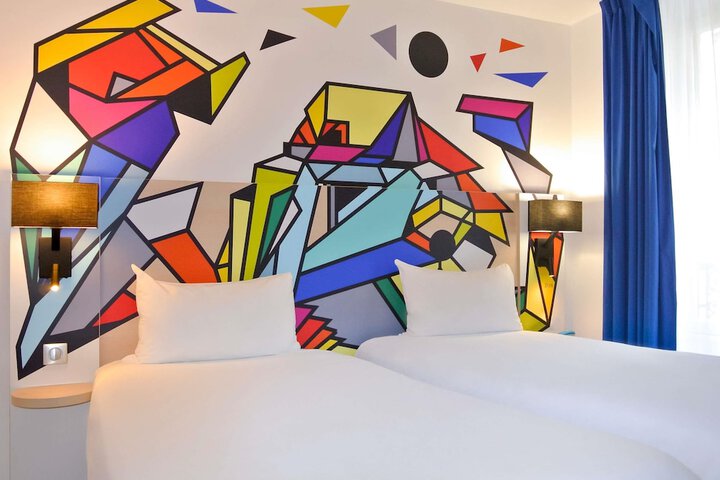 Room 20 of 62