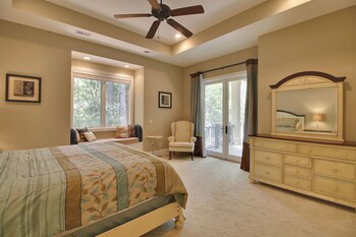 Room 20 of 27