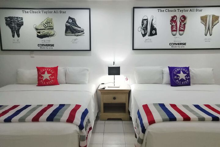 Room 18 of 68