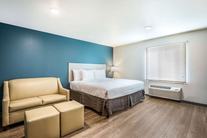 Standard King Bed Accessible (7 of 20)