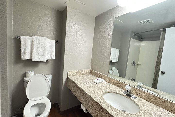 Room 21 of 29